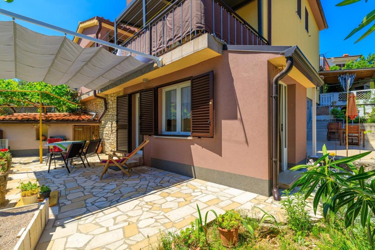 Apartments Vivijana Рабац Екстер'єр фото